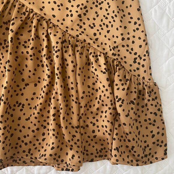 NWT Satin Ruffle Dress Size S Dots Cheetah - Picture 4 of 8